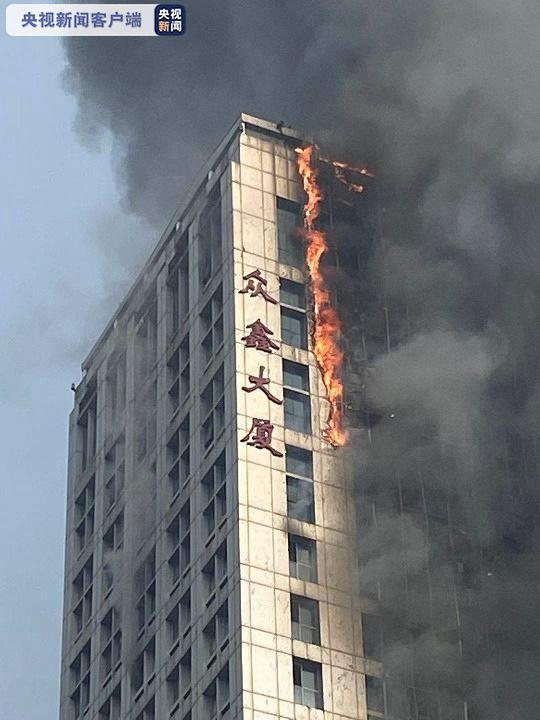 石家庄26层大厦发生火灾，无人员伤亡(图2)